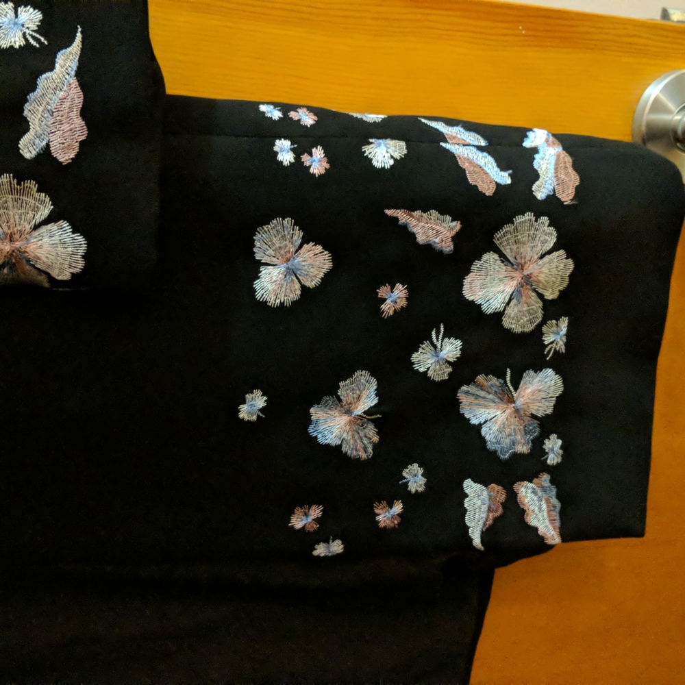 Jacket - Picture 3 of 4